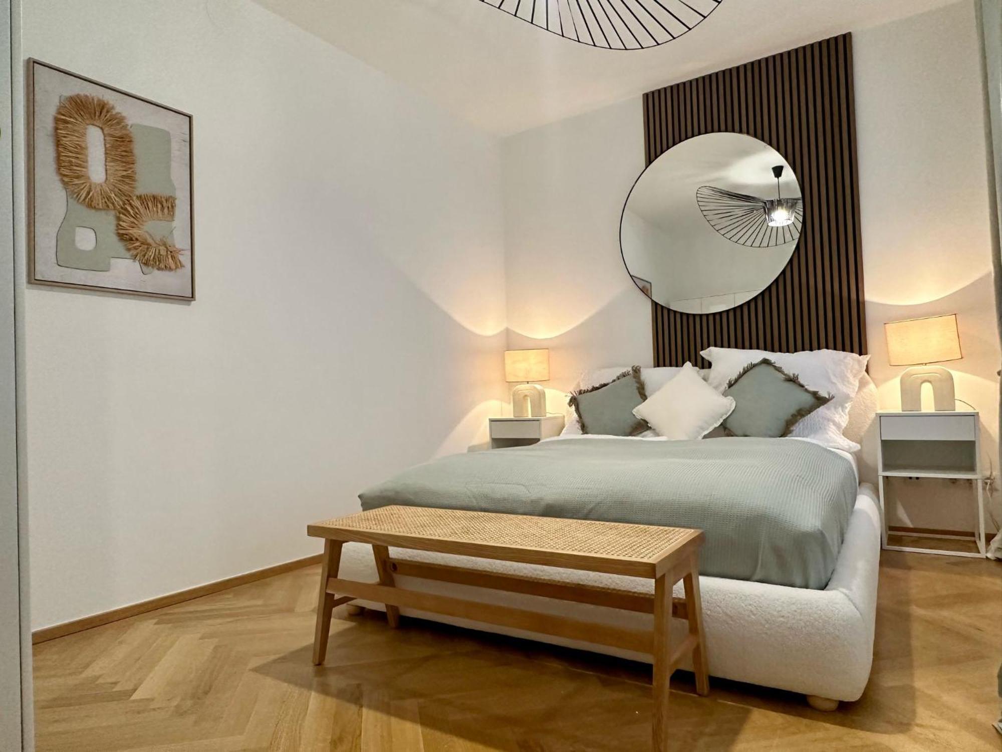 Designer Apartment Near Main Station Wenen Buitenkant foto